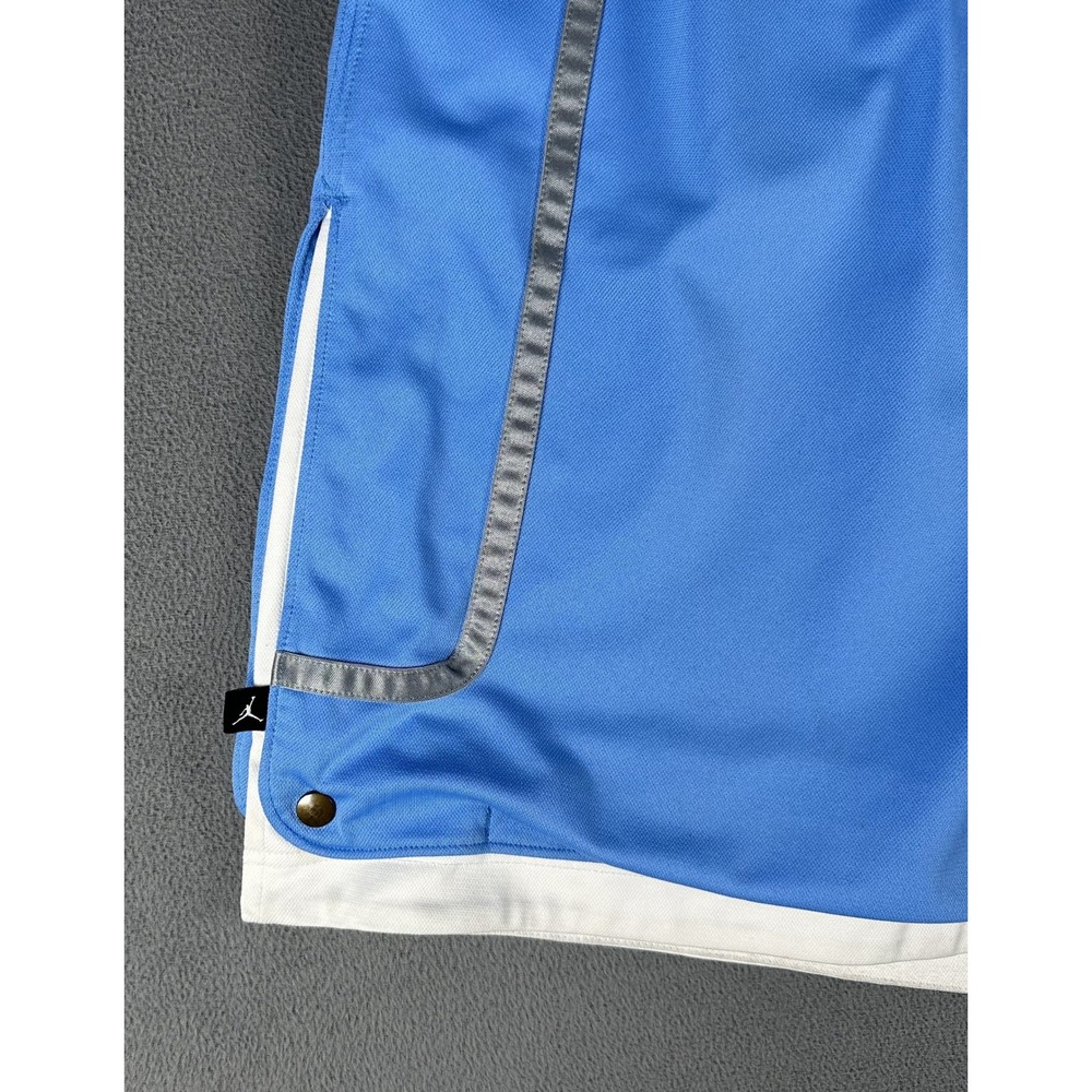 Air Jordan Shorts Mens 2XL Blue UNC Jumpman Basketball Baggy Lounge Vintage Y2K - Picture 4 of 13